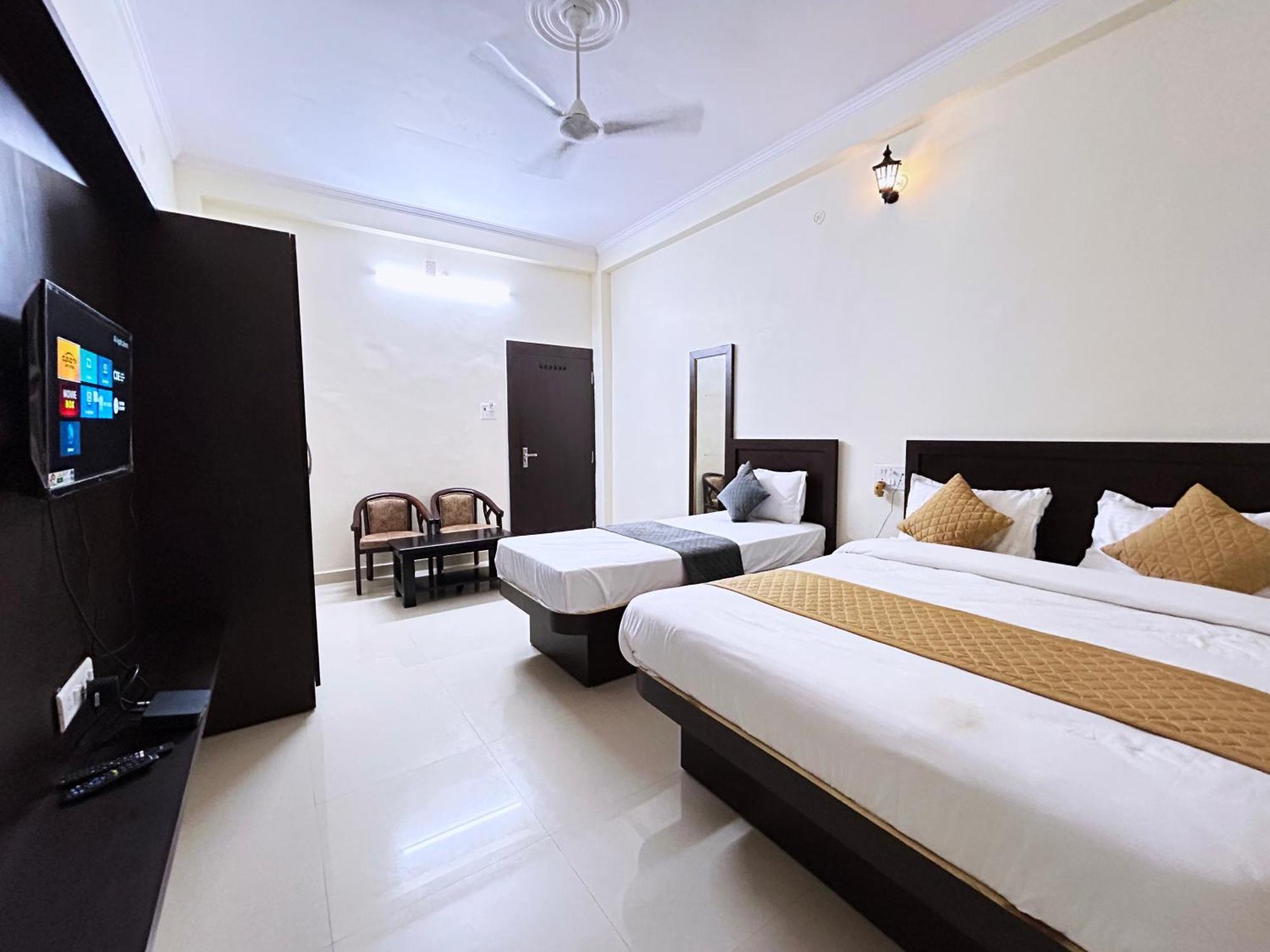 Nath Palace Varanasi Exterior photo